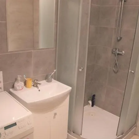 Apartman Friedleina 3 Apartments